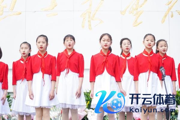 实干兴邦,难忘行状——紫燕参与“看管 2021精炼祭英烈”行径